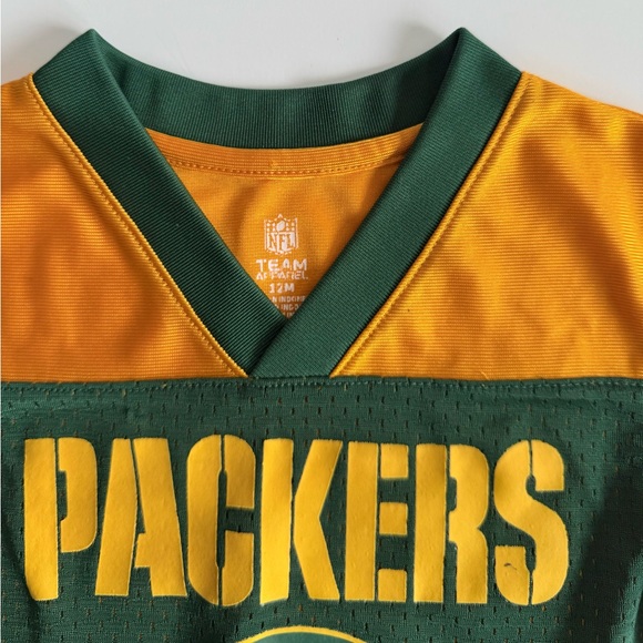 NFL Team Apparel Green Bay Packers Jersey size 12M - Picture 2 of 3